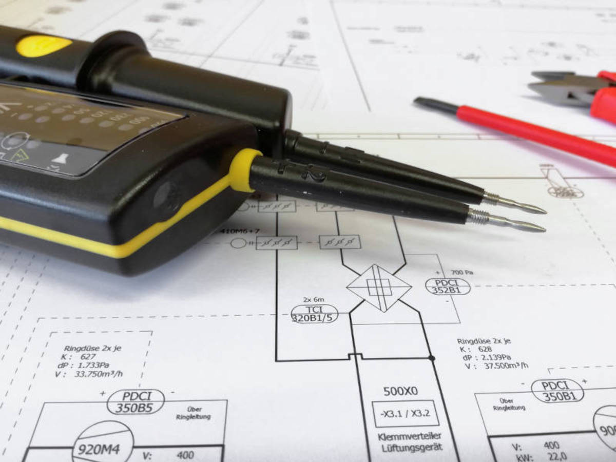 Musisz mieć te uprawnienia do odbioru instalacji elektrycznej